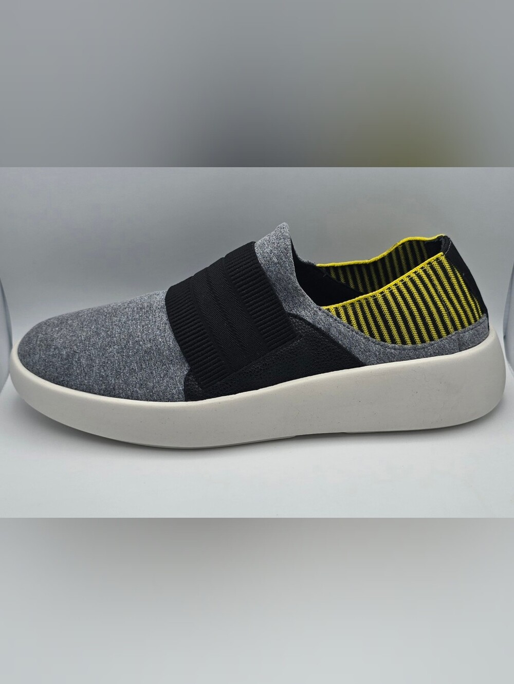 Chocolat Blu Brandy Grey/Yellow Slip-On Women's Lifestyle Shoe